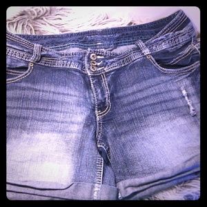 Distressed maurices shorts